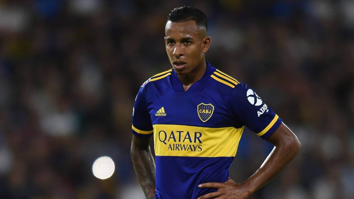 Atlético-MG mira contratação de atacante acusado de agredir mulher