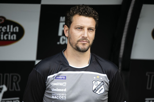 Técnico de time do Paulistão diz ser contra o rebaixamento: ‘Situação difícil’