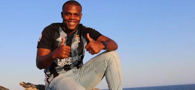 Clube espanhol confirma a contratação em definitivo de atacante do Botafogo