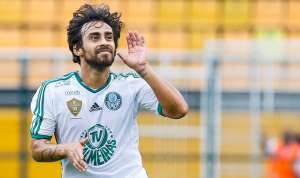 Próximo de vender Dudu, Palmeiras estuda contratação de ídolo chileno