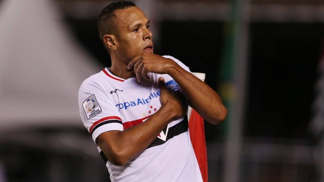 Luis Fabiano vê Ponte como ‘sonho distante’ e deve acabar no São Paulo