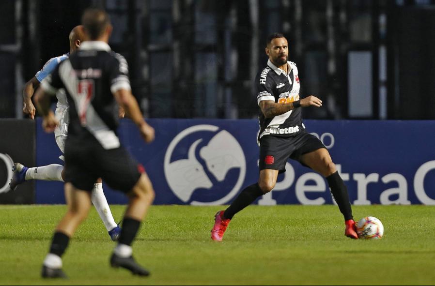 Capitão do Vasco, Castán elogia estreia de Ramon: ‘Será um grande treinador’