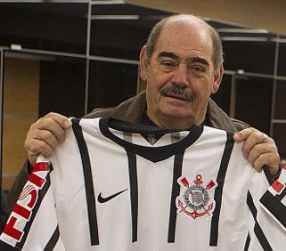 Em meio à pandemia, escolinha de futebol de ex-Corinthians encerra as atividades