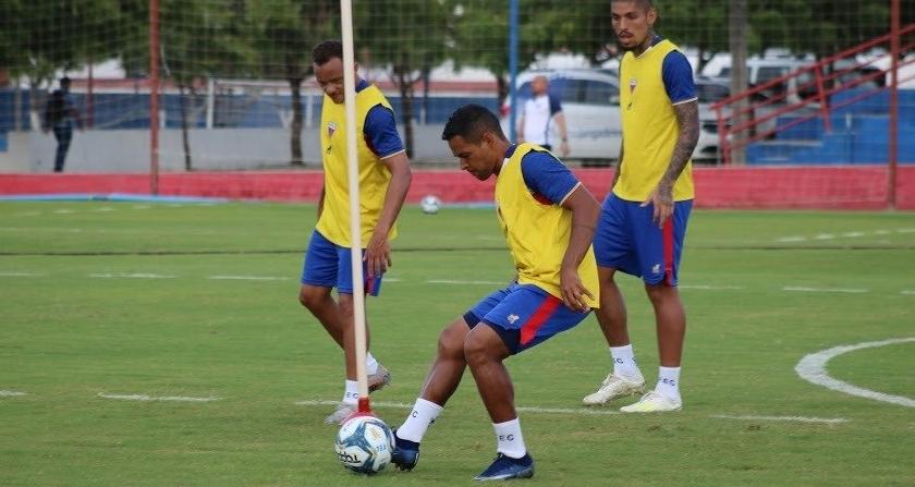 Atacante do Fortaleza diz em “passar por cima das dificuldades e fazer história”