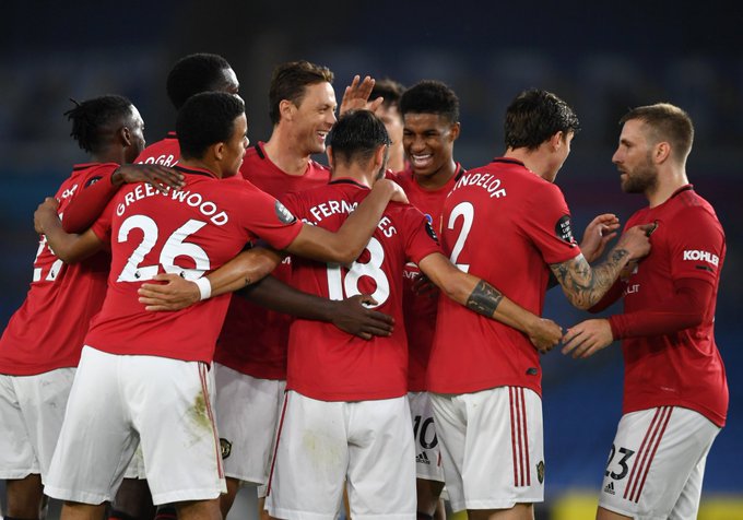 INGLÊS: Com show de português, Manchester vence mais uma e assume vaga no G5