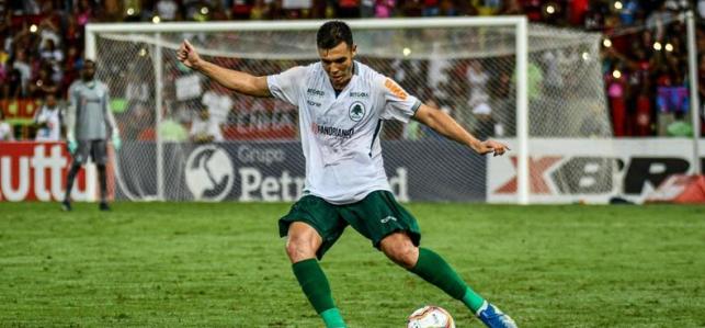 Cria do Botafogo, lateral troca ‘Cariocão’ pela Série B do Brasileiro