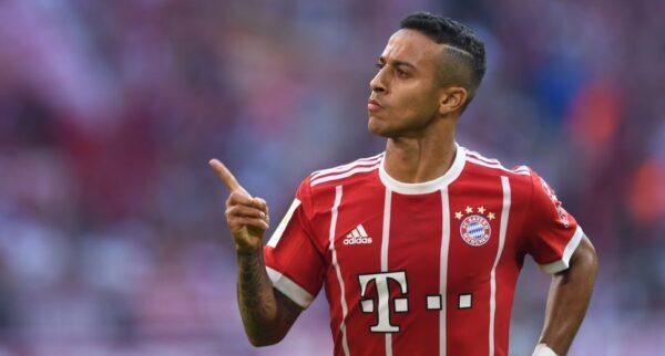 Atual campeão inglês se aproxima de brasileiro que joga no Bayern de Munique