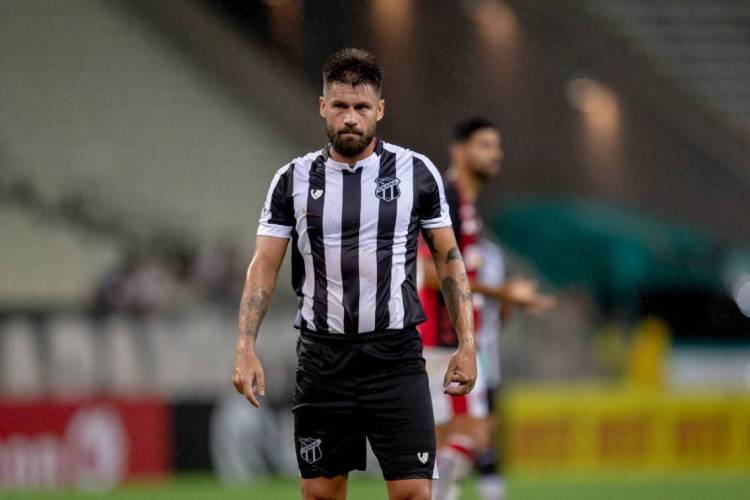 Rafael Sobis faz publicação enigmática e deve estar de saída do Ceará