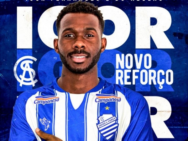 Lateral rescinde com Avaí e acerta com CSA até o final do ano