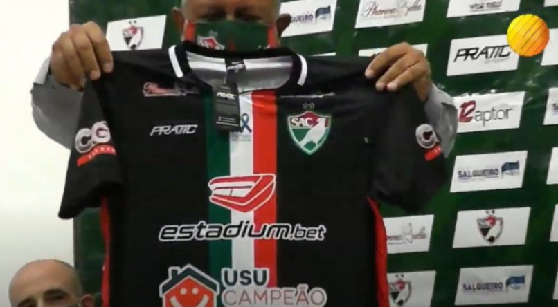 Série D: Em live, Salgueiro apresenta ex-atacante do Fluminense e novo uniforme
