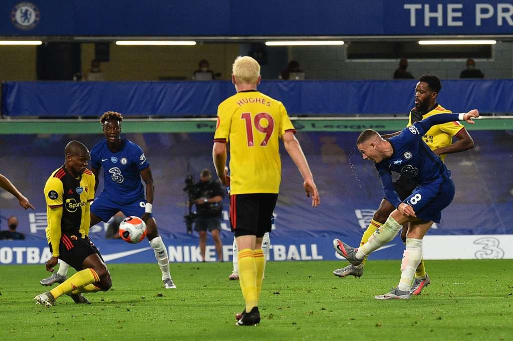 Chelsea vence Watford e mantém quarto lugar na classificação