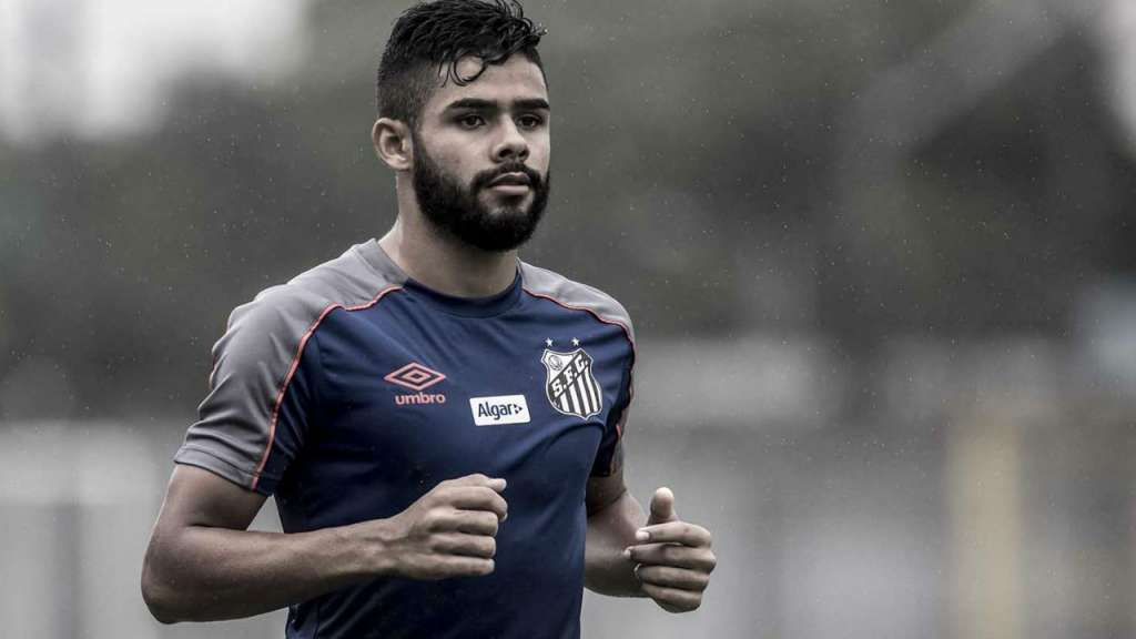 Lateral do Santos confirma sondagens de clubes da França e da Itália 2 0002050475316 img