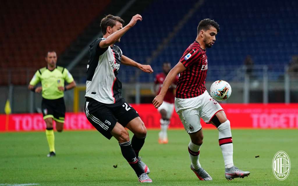 Em clássico Italiano, Milan vence Juventus