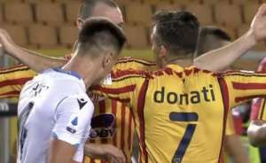 Italiano: Mordida a defensor do Lecce gera gancho pesado em zagueiro da Lazio