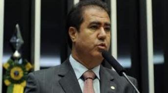 OPINIÃO FI: Canelada do prefeito Jonas Donizete merece cartão vermelho