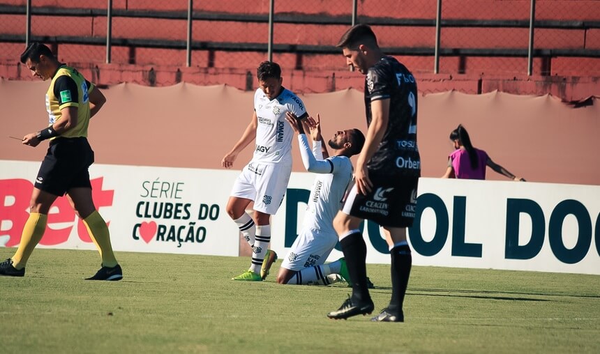 CATARINENSE: Mesmo fora de casa, Figueirense sai na frente do Juventus