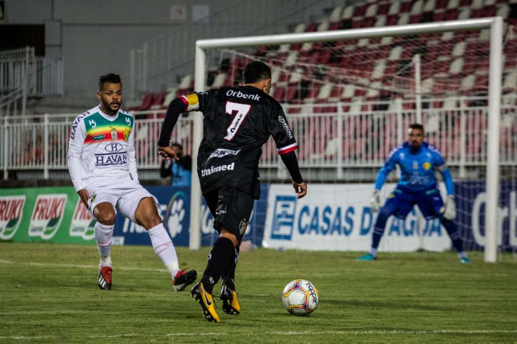 Na noite desta quinta-feira, o Brusque venceu o Joinville