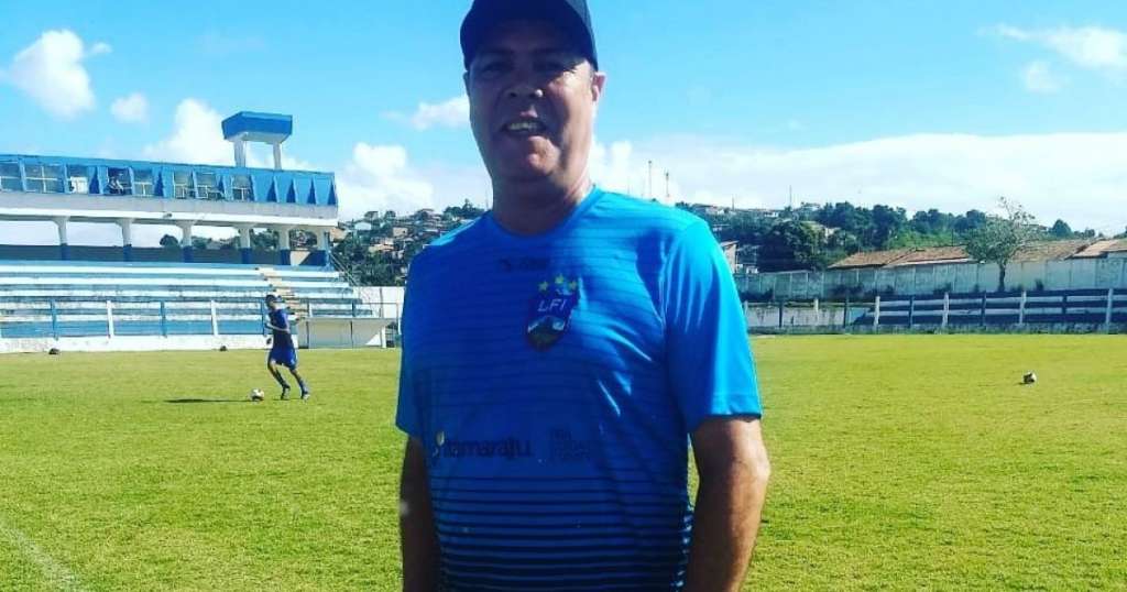 Beto Oliveira é o novo técnico do Flu de Feira