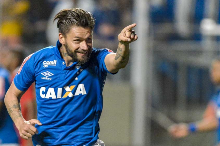 Cruzeiro anuncia pagamento de dívida por Rafael Sobis. Assista!