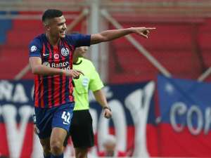 Ta chegando? Lateral argentino revela que foi procurado pelo Palmeiras