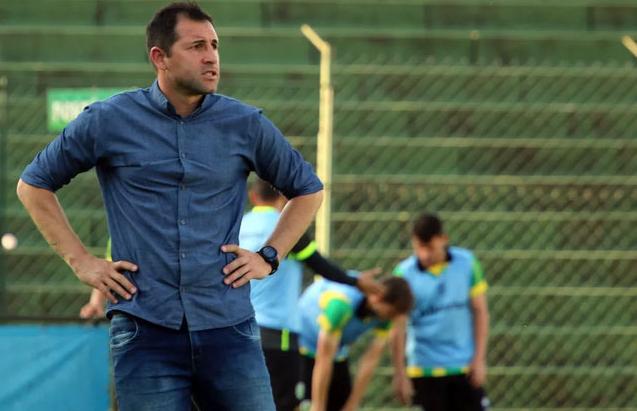 Gauchão: Novo Hamburgo acerta com técnico de apenas 39 anos