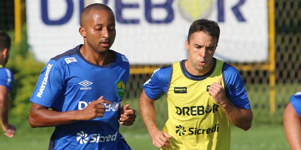 Meia-atacante valoriza invencibilidade do Cuiabá na temporada