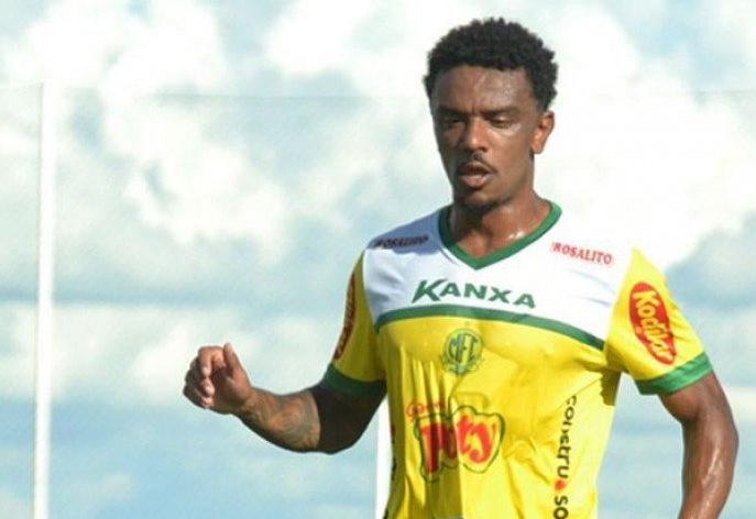 Paulistão: Mirassol renova com zagueiro ex-Ponte e Ceará e volante ex-Corinthians