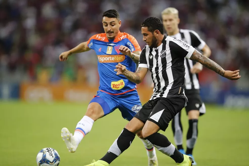 CEARENSE: Com Clássico-Rei, dois times brigam pela classificação na última rodada