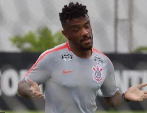 Campeão brasileiro em 2017 pede R$ 1,2 milhão de indenização do Corinthians