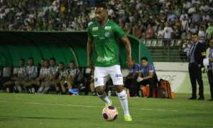 Guarani encerra 'novela' e anuncia renovação de atacante ex-Cuiabá