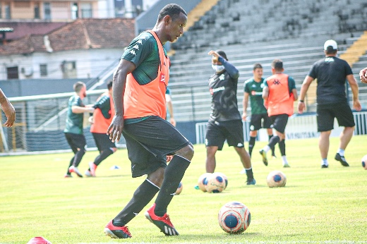 Série C: “Vamos estar preparados nos jogos”, diz zagueiro do Remo