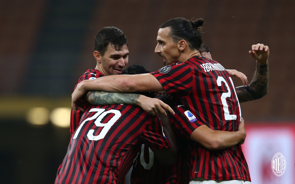 Milan vence e cola no Napoli na briga por uma vaga na Liga Europa