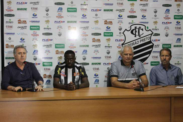 Paulista A3: Comercial encaminha renovação de contrato com atacante