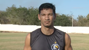 Líder do Piauiense empresta zagueiro para jogar últimos dois jogos do Paraibano