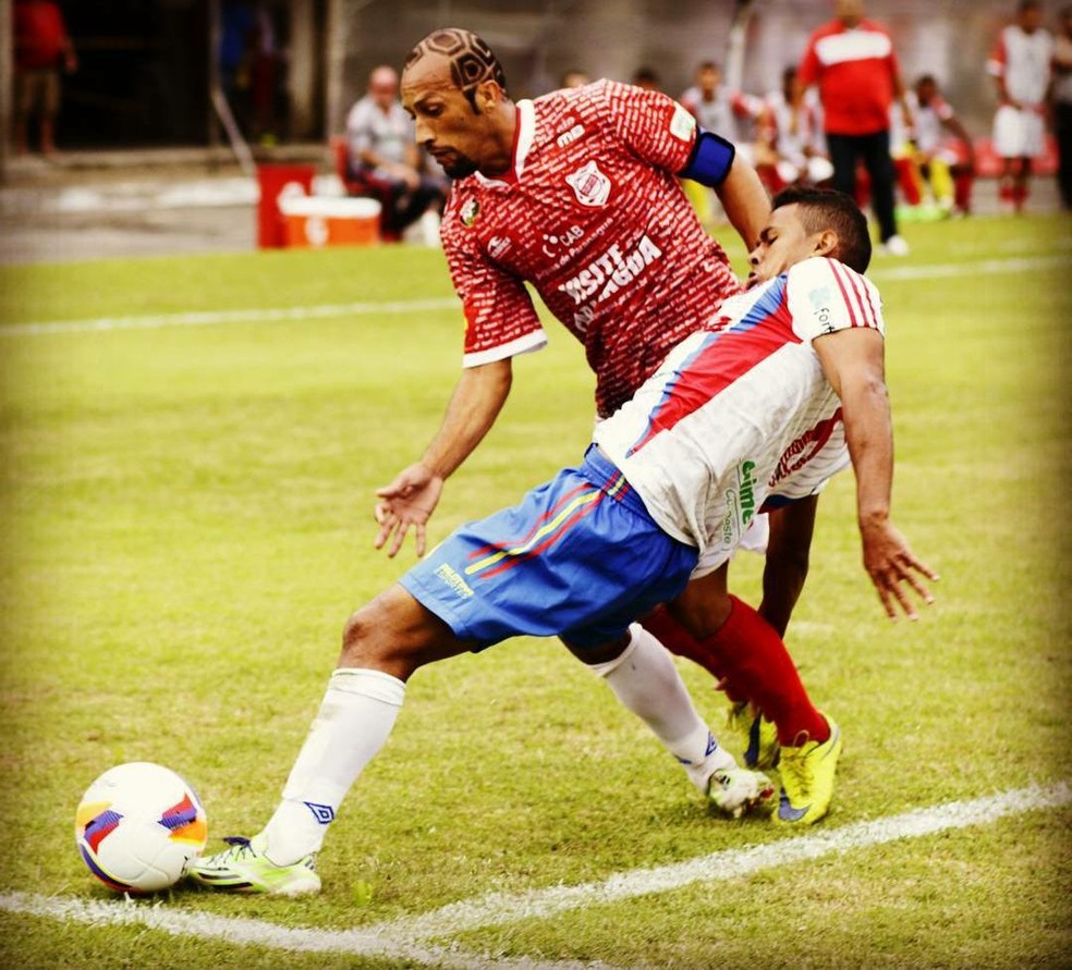 Paranaense: Aos 40 anos, vereador abandona aposentadoria para defender o Rio Branco