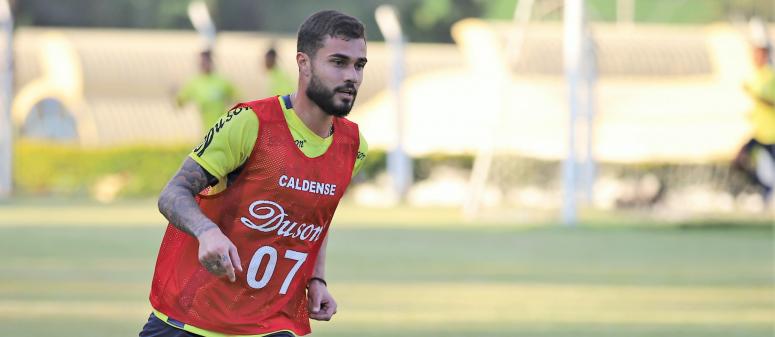 Cria da Portuguesa, atacante ex-XV de Jaú reforça equipe mineira