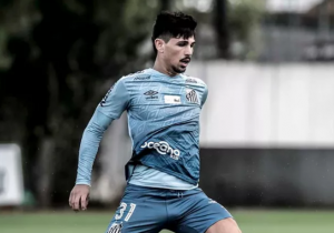 Promessa da base renova contrato com o Santos até 2023