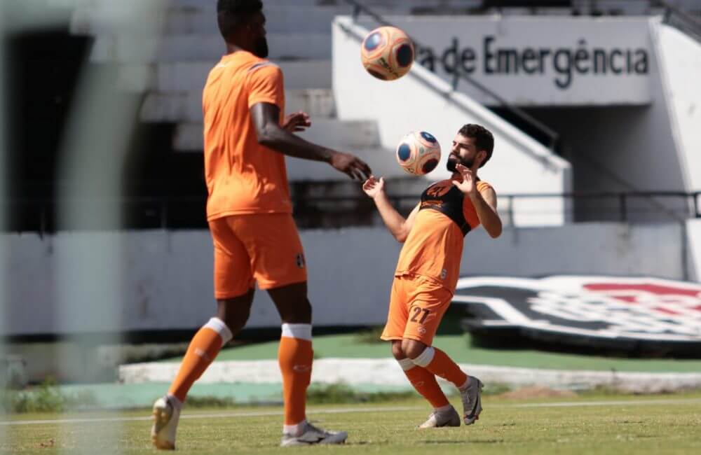 Presidente do Santa Cruz enaltece campanha no Pernambucano e foca na Copa do Nordeste