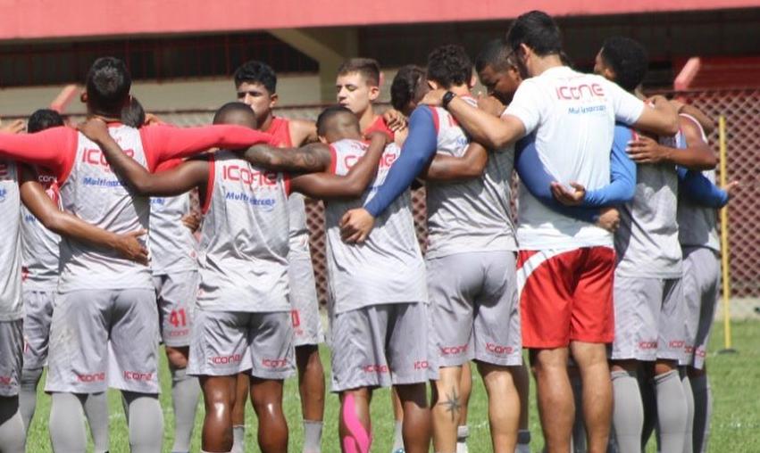 Clube contrata meia que pega Covid-19 e não jogará a reta final do Mineiro