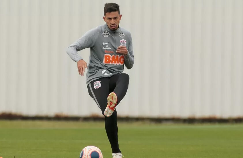 Zagueiro rescinde com Corinthians e assina com clube do Brasileirão
