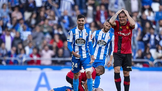 Rebaixado, La Coruña quer tapetão após jogo ser adiado por casos de covid-19