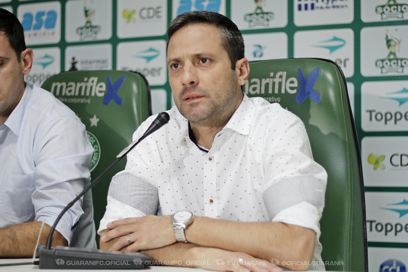 Exclusivo! Ex-executivo entra em juízo com novo processo contra o Guarani