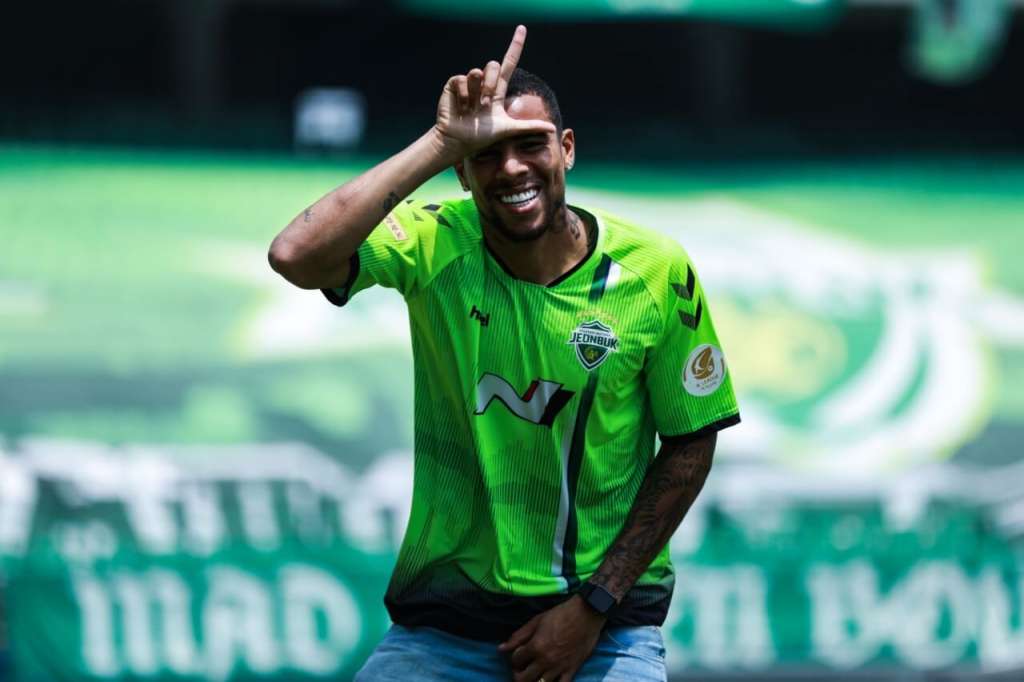 Gustagol foi oficializado como reforço do Jeonbuk Motors
