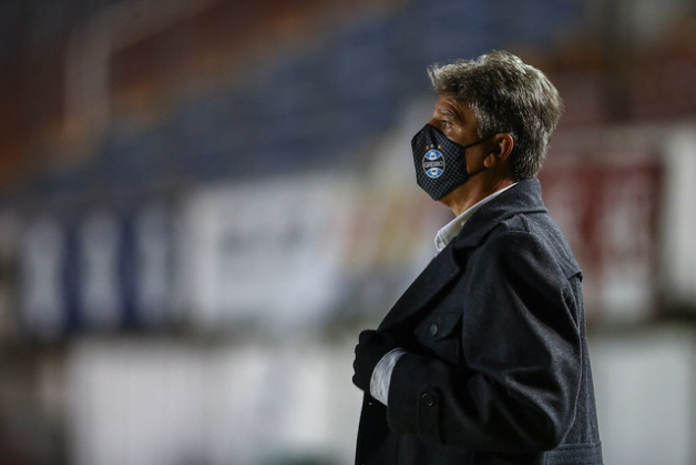 Gaúcho: Renato Gaúcho valoriza retorno e parabeniza Grêmio por vitória no Gre-Nal
