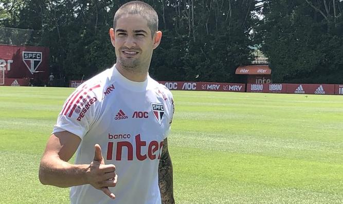 Paulistão: ‘Pato Careca’ é música, bomba nas redes e vira esperança de gols