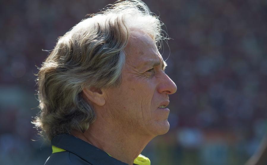 A pedido de JJ, Benfica deve oferecer R$ 236 mi a dois campeões da Libertadores