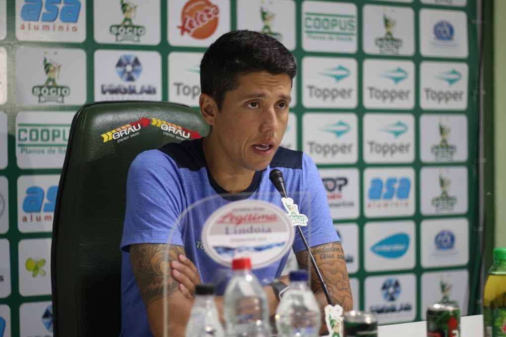 Apesar de derrota, Carpini mostra confiança em vaga do Guarani: ‘Depende de nós’