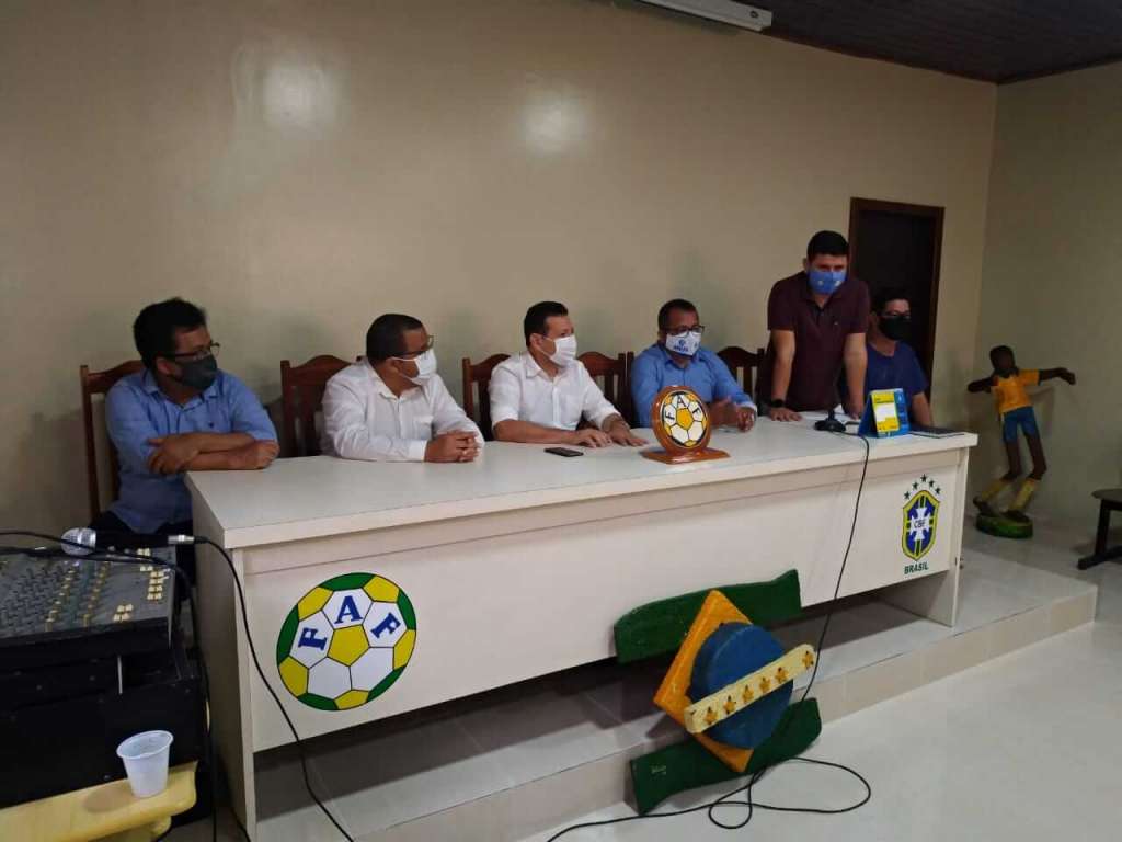 Reunião praticamente definiu a retomada do Campeonato Amapaense