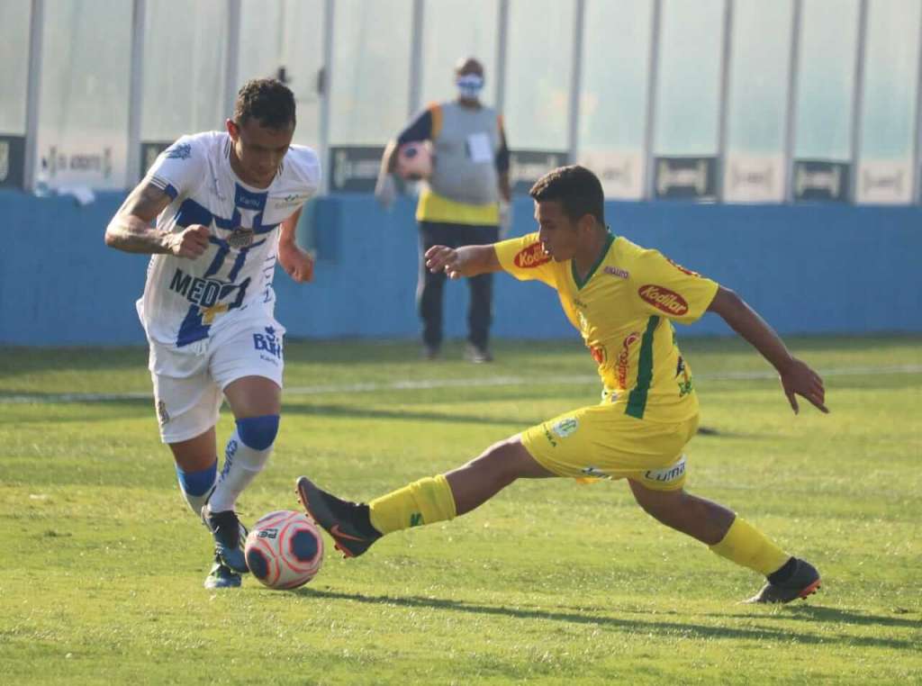 Água Santa e Mirassol lutam por vaga na Série D do Brasileiro (Foto: Michael Sanches)