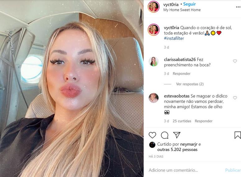 Menino ou adulto? Neymar curte foto de ex de Adriano Imperador